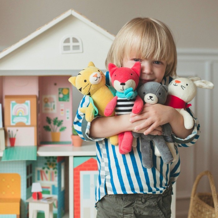 PTC529_PTC530_PTC547_PTC549_LIF_AnimalPlaysetGroupShot_06_HI_617f782d-bd8e-45c5-804f-7a96e6087370_2000x6